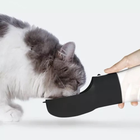 Дорожня поїлка з мискою для собак Purlov 21033  