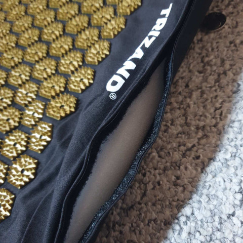 Акупунктурний масажний килимок з кульками TRIZAND