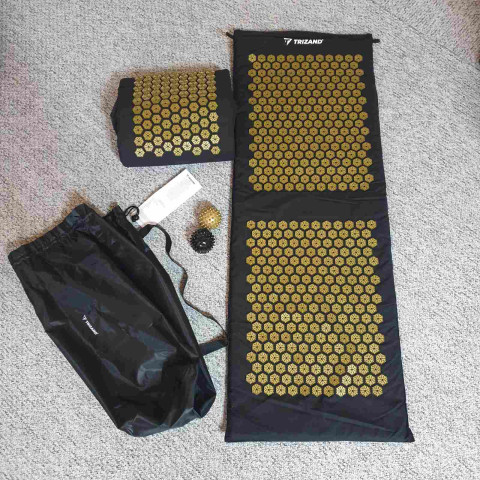 Акупунктурний масажний килимок з кульками TRIZAND