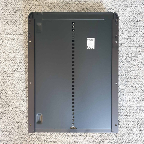 Двері курника з автоматичним відкриванням 26 х 33см PFS-155