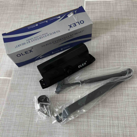 Универсальный дверной доводчик до 65 кг