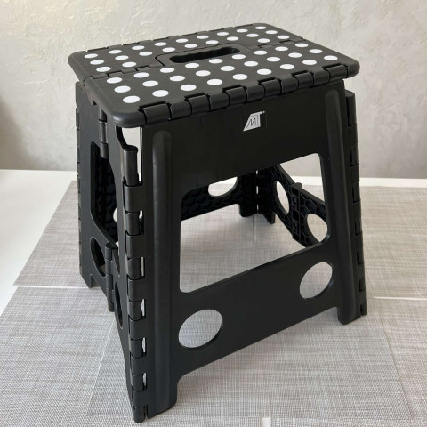 Переносний складний табурет Malatec чорно-білий