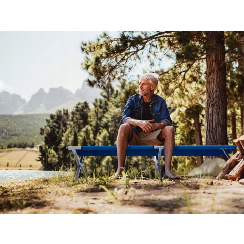 Металеве розкладне ліжко 187 см х 70 см темно синій